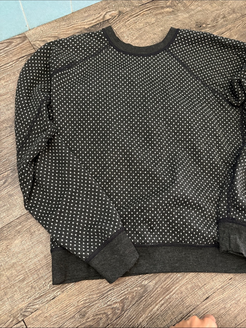 Marine Layer Reversible Raglan Size Small - Picture 6 of 9